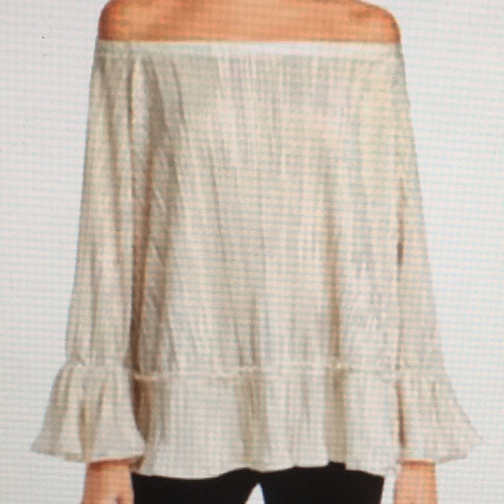 Muche and Muchette Angie off the shoulder gold top